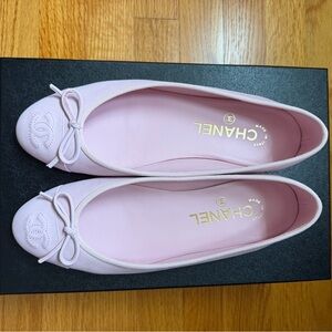 CHANEL Pink Ballet Flats size 37